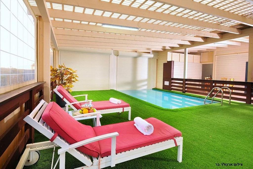 Between Sunrise And Sunset Suites Ya'ara Exterior foto